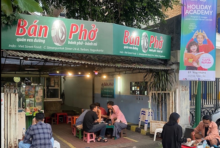 Sumber: Google Photo by Ban Pho Vietnam Street food