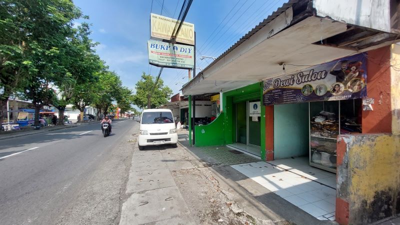 SEPI: Suasana kantor BUKP Wates tak ada satupun petugas yang melakukan pelayanan.&nbsp;