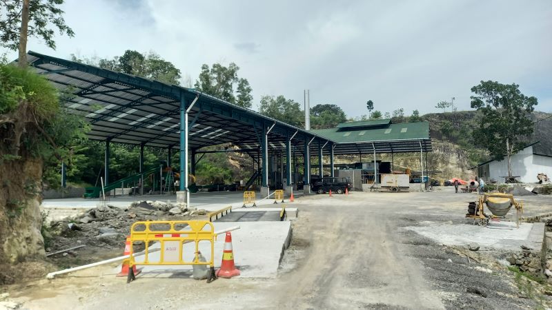 LENGANG: Kondisi ITF Bawuran yang masih belum beroperasi pada 14 Maret. Padahal saat itu, ITF Bawuran telah diresmikan dan masuk tahap uji coba.
