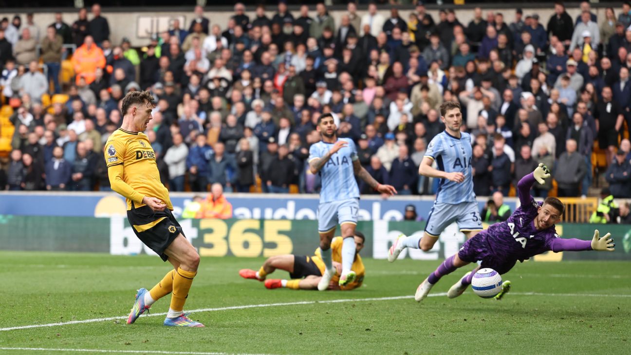 Wolves kalahkan Tottenham Hotspur dan menambah derita tim besutan Ange Postecoglou