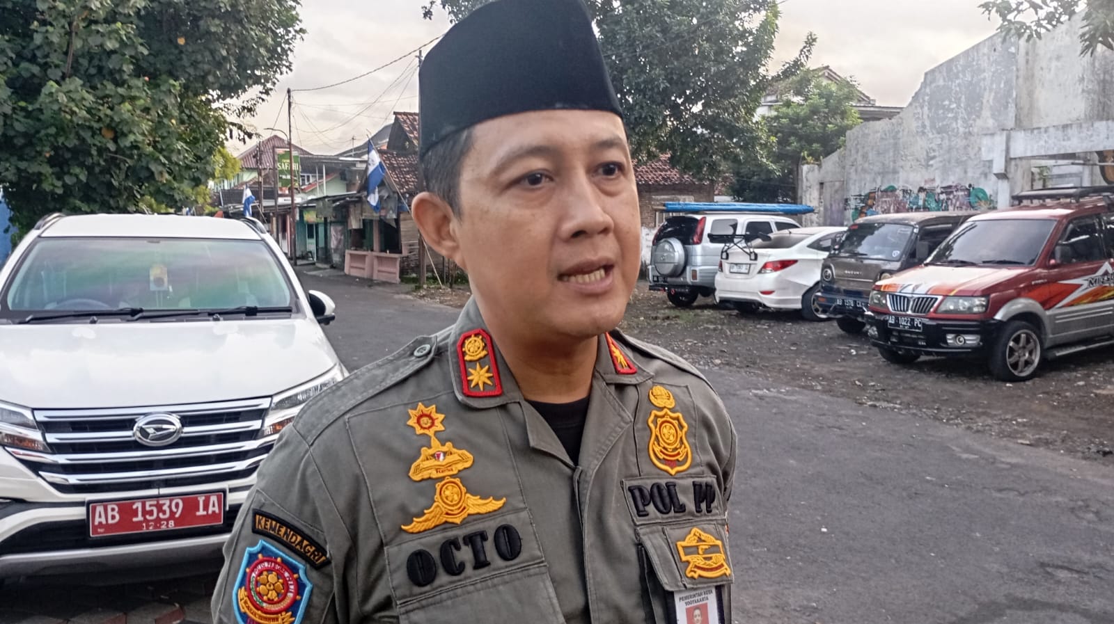 Kepala Satpol PP Kota Jogja Octo Noor Arafat saat ditemui pada Selasa (15/4/2025).