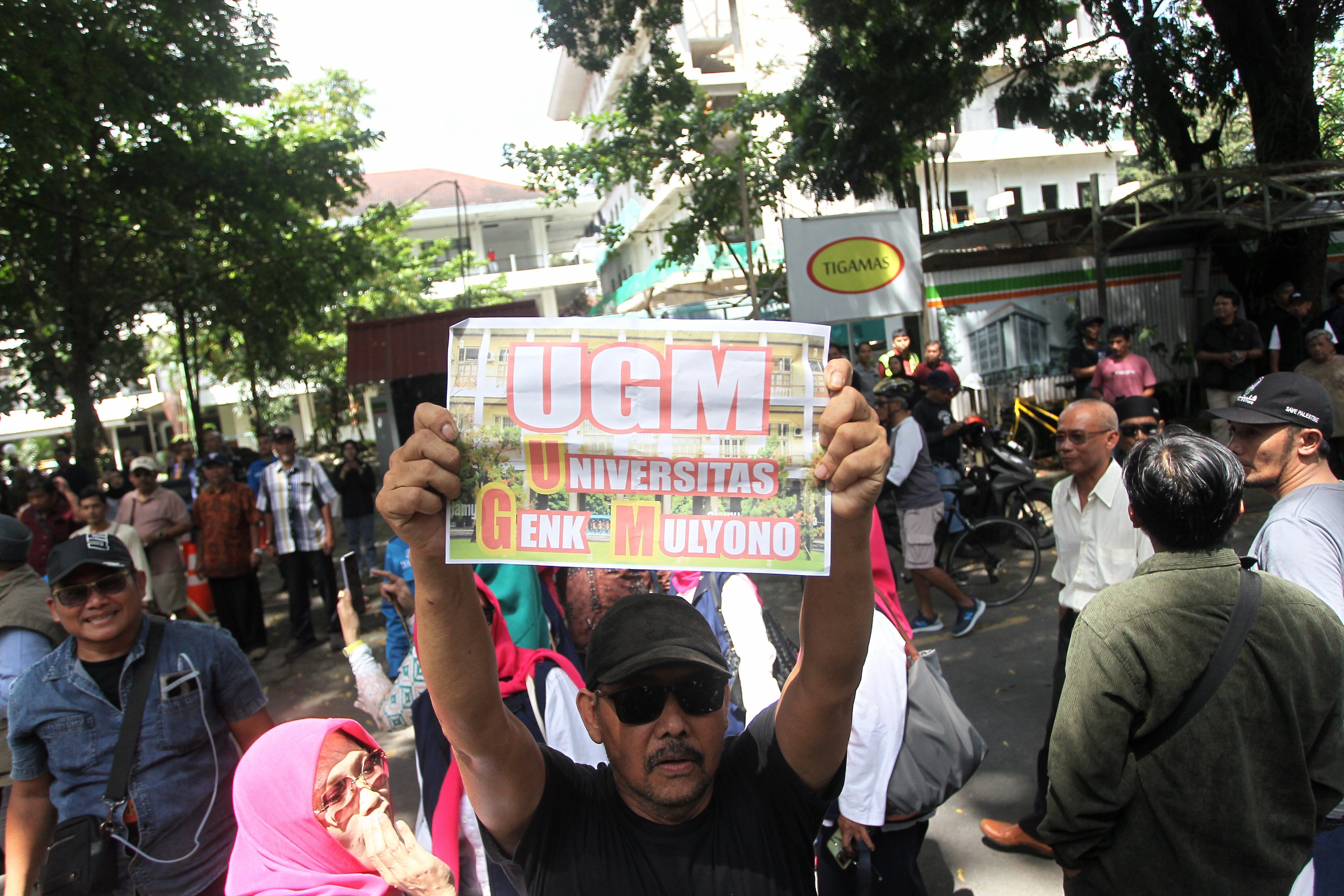 Usai ke UGM TPUA Masih Sanksi karena Hanya Lihat Skirpsi Jokowi
