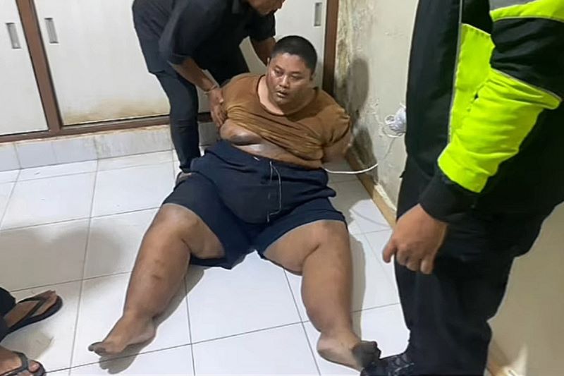Pelaku yang tabrak ayah sendiri di Pariaman, Sumatera Barat, pada Rabu (16/4/2025).