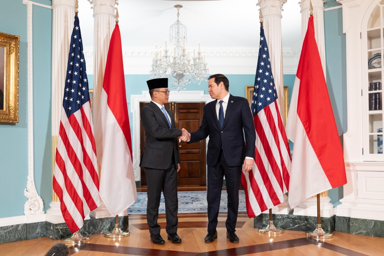 Menteri Luar Negeri Indonesia, Sugiono, bertemu dengan Menteri Luar Negeri Amerika Serikat, Marco Rubio, dalam kunjungan resmi di Washington DC pada Rabu (16/4).