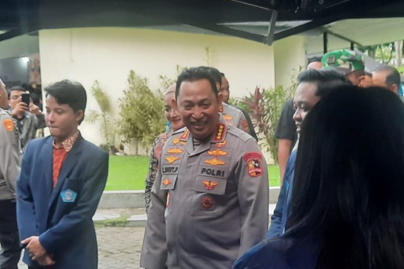 BICARA NARKOBA: Kapolri Jenderal Listyo Sigit Prabowo saat menghadiri Pekan Orientasi XII Hikmahbudhi di Youth Center Jogjakarta Jumat (18/4).