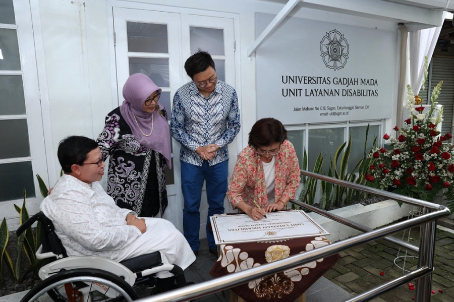 Simbolis:&nbsp;UGM melakukan fasilitasi kerja sama magang bagi mahasiswa disabilitas dengan perbankan.