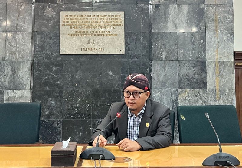 Dr Raden Stevanus Christian Handoko, S.Kom., M.M.