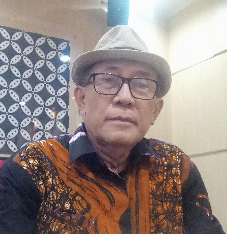 Achmad Charris Zubair, Budayawan asal Kotagede.