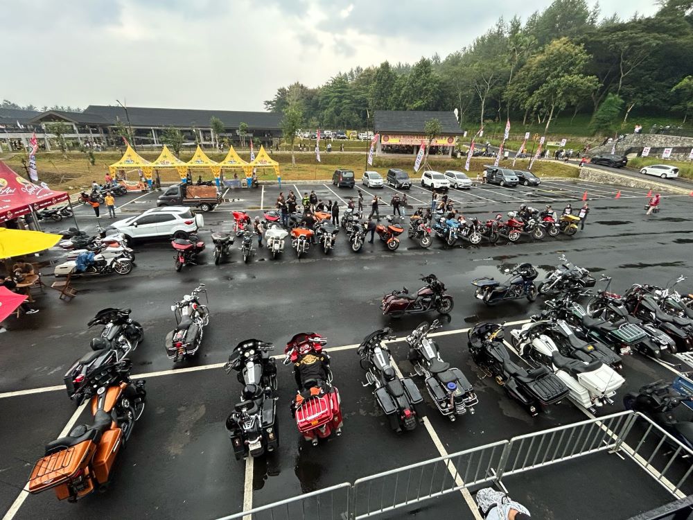 SILATURAHMI: Kegiatan Borobudur International Bike Week 2025 diikuti ribuan bikers di Kampung Seni Borobudur Sabtu (3/5).