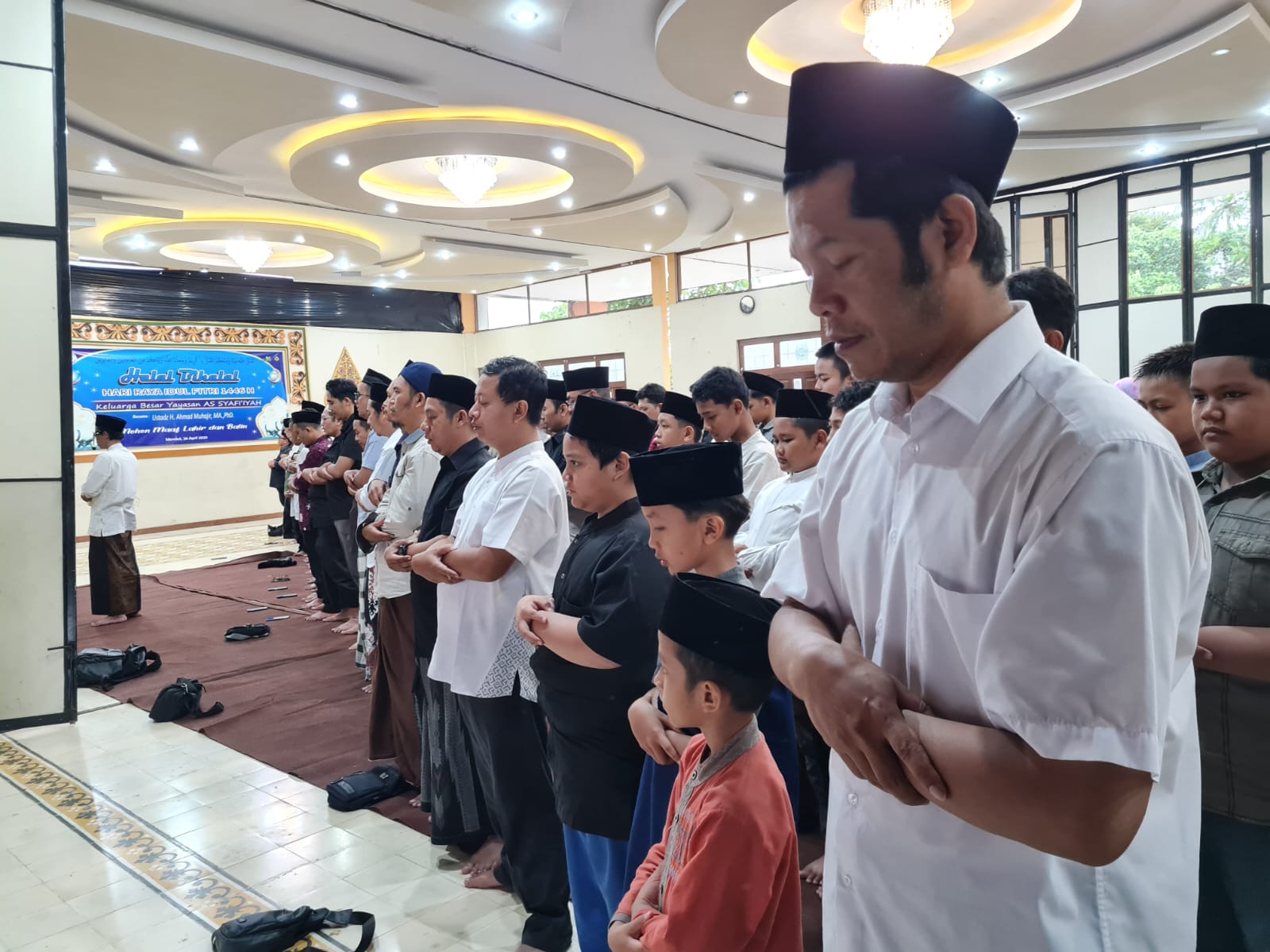 Jajaran komite dan wali siswa SD IT Qur