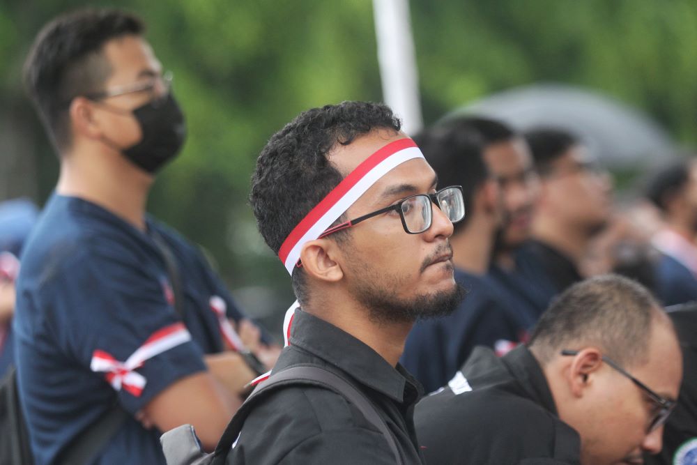 Sejumlah dokter mengikuti aksi "Suara Keprihatinan Bulaksumur" di Lapangan Pancasila, UGM Rabu (7/5).
