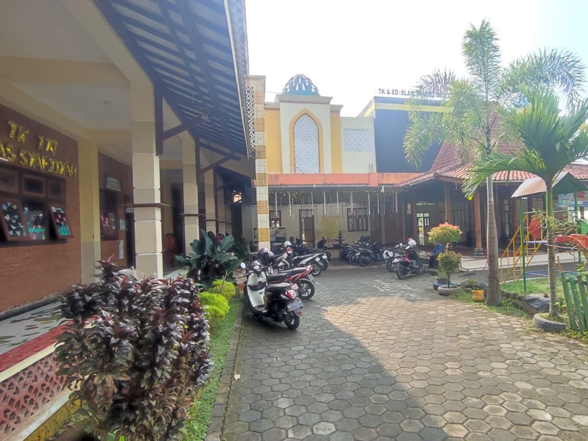SEPI: Siswa TK dan SD Islam Tahfidz (IT) Qur