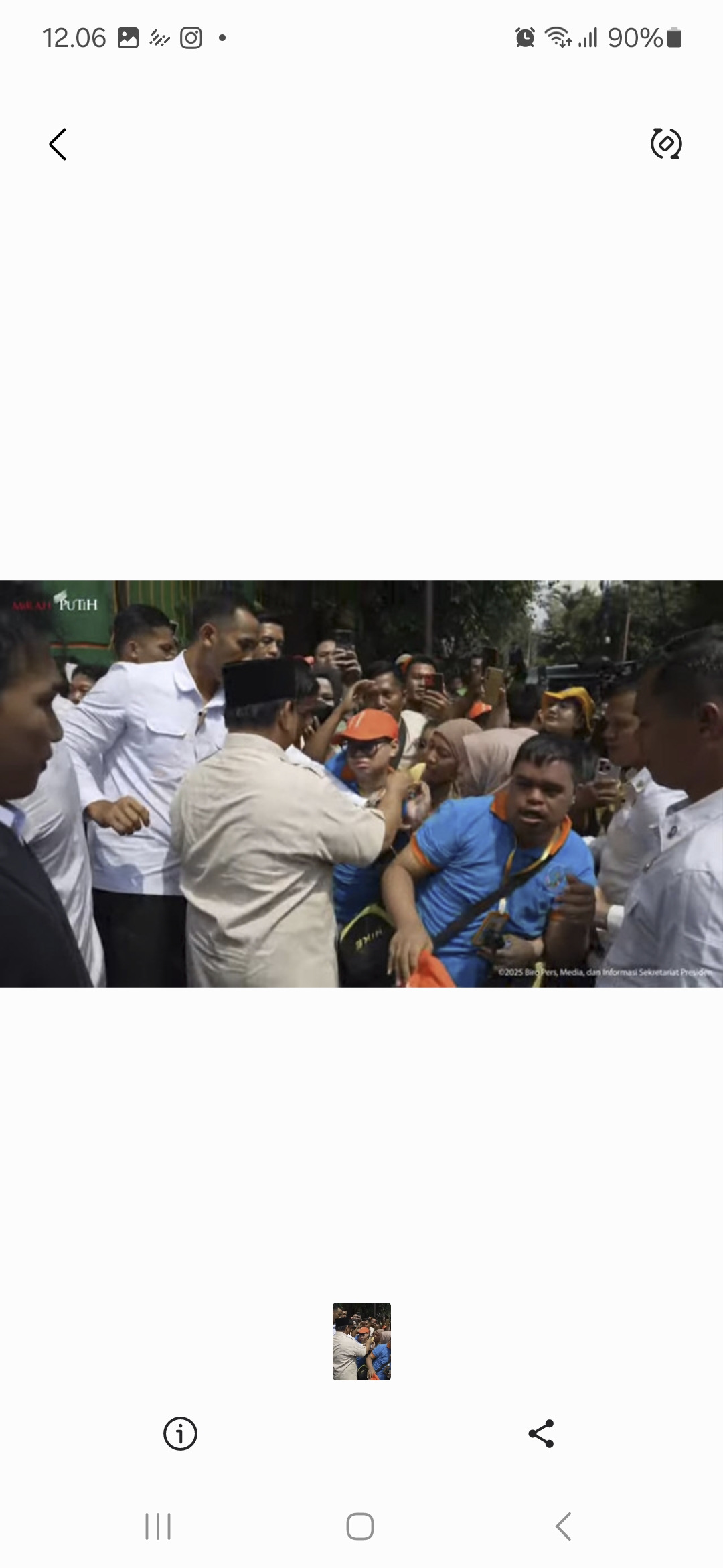 Presiden RI Prabowo Subianto mendampingi Bill Gates meninjau pelaksanaan MBG.