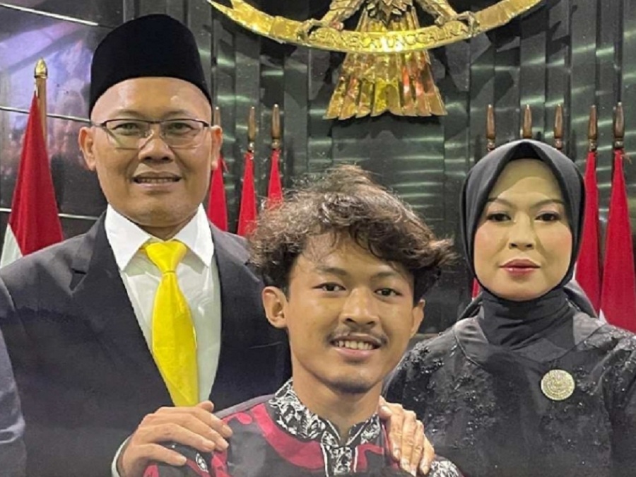 HEADSHOT: Dadiyono, pengusaha sukses asal Kebumen yang kini dipercaya sebagai anggota DPRD Provinsi DKI Jakarta.