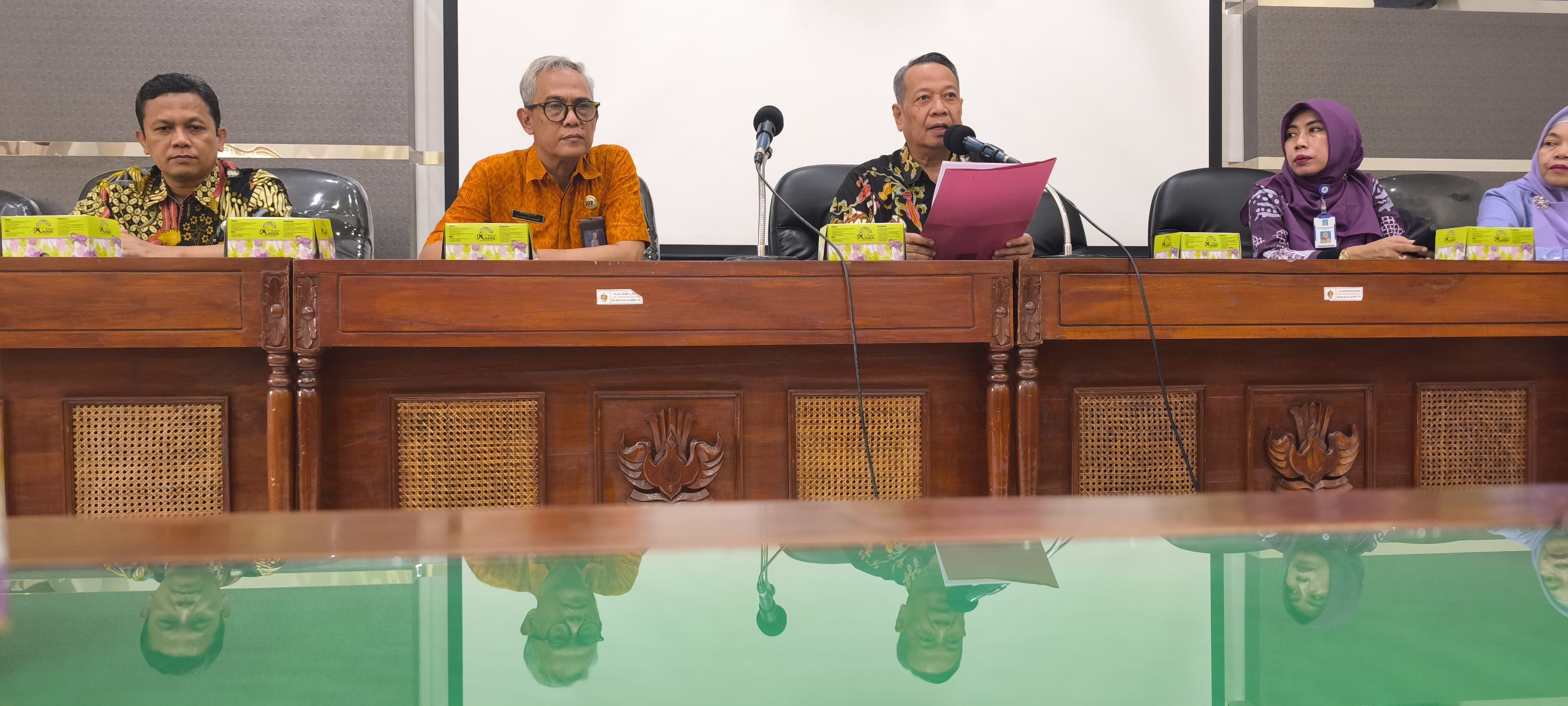 umpa Pers terkait perkembangan dugaan kasus kebocoran ASPD DIJ di Kantor Dindikpora DIJ, kemarin (9/5).