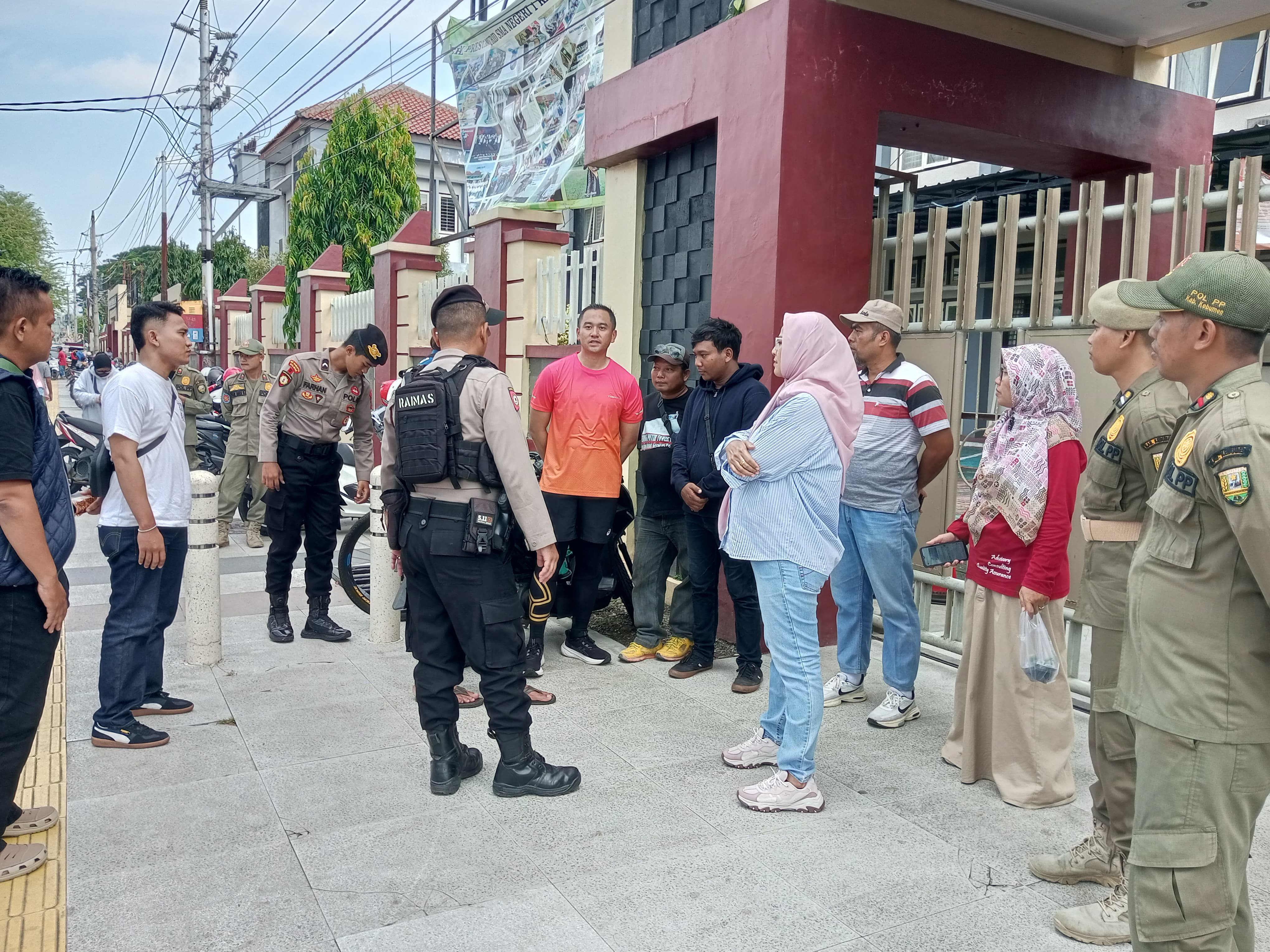 PENERTIBAN : Polres Kebumen berhasil meringkus tiga preman yang beraksi di Alun-alun Pancasila saat Car Free Day (CFD).