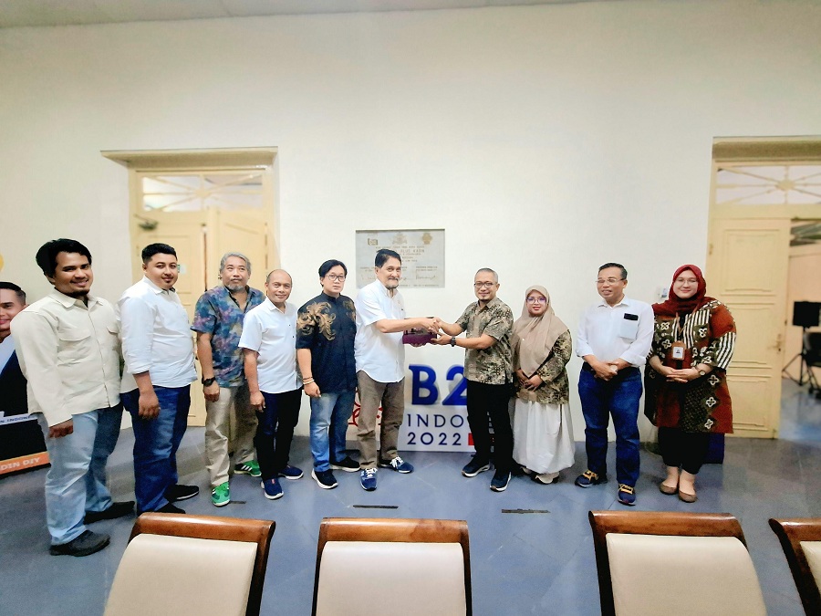 AGAR BERDAMPAK NYATA: Sesi pertemuan UMY dengan Kadin DIY membahas kerja sama hilirasi dari inovasi riset yang dilakukan civitas akademika UMY