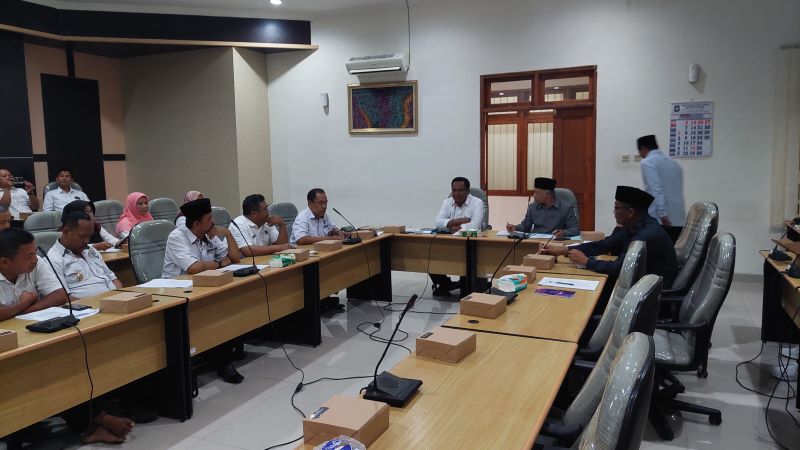ASPIRASI: Paguyuban Lurah dan Pamong berdialog dengan DPRD Kulon Progo.&nbsp;