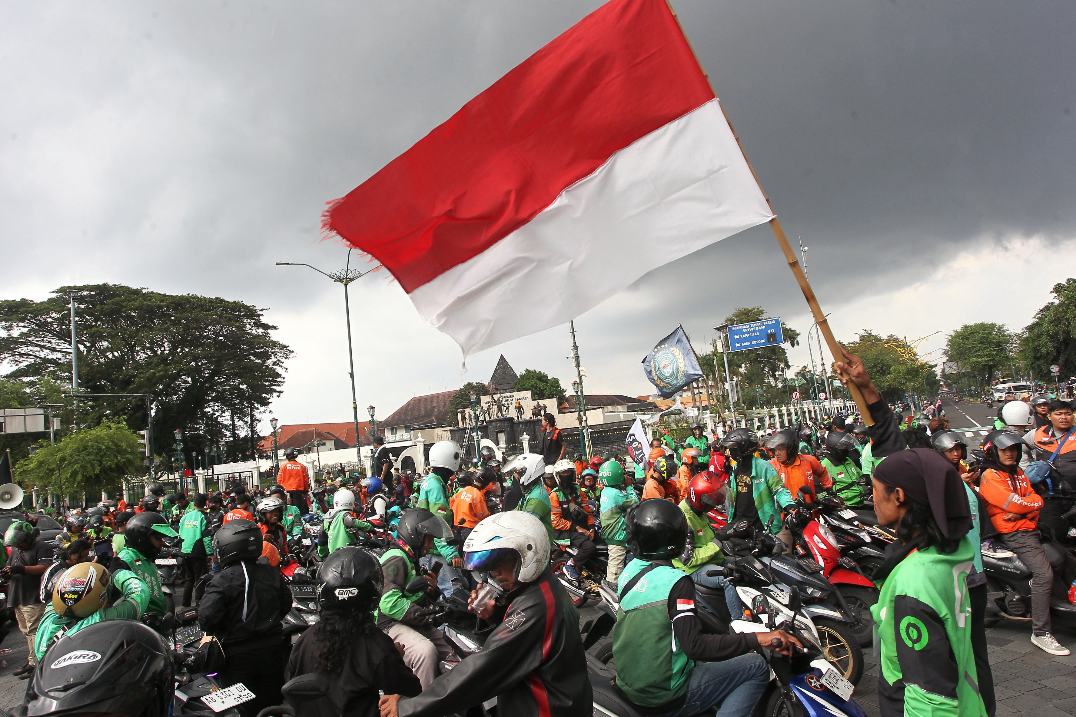 Demo ojol di Titik Nol Kilometer Jogja