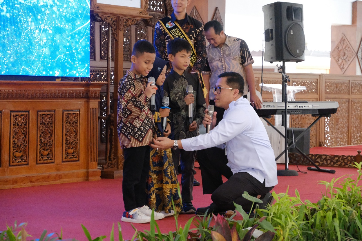 INOVASI: Wali Kota Magelang meluncurkan Kampung KBRPPA Tahun 2025 di Pendopo Pengabdian, Rabu (21/5).