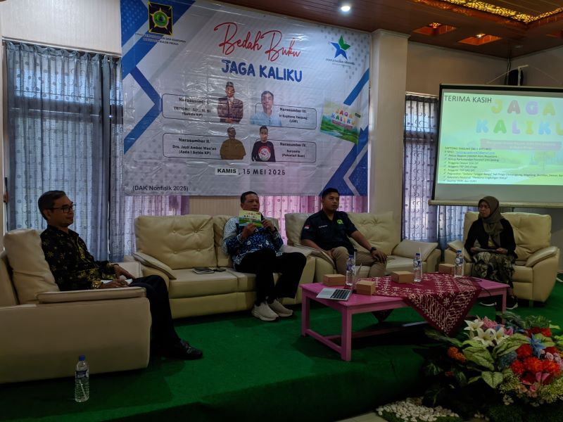 SOSIALISASI: Dinas Kelautan dan Perikanan merilis buku terbaru.&nbsp;