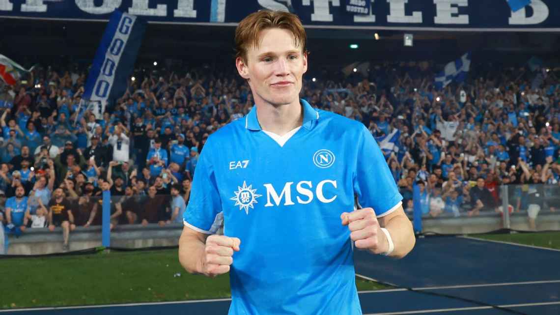 Scott McTominay raih gelar juara Serie A bersama Napoli dan menjadi MVP liga