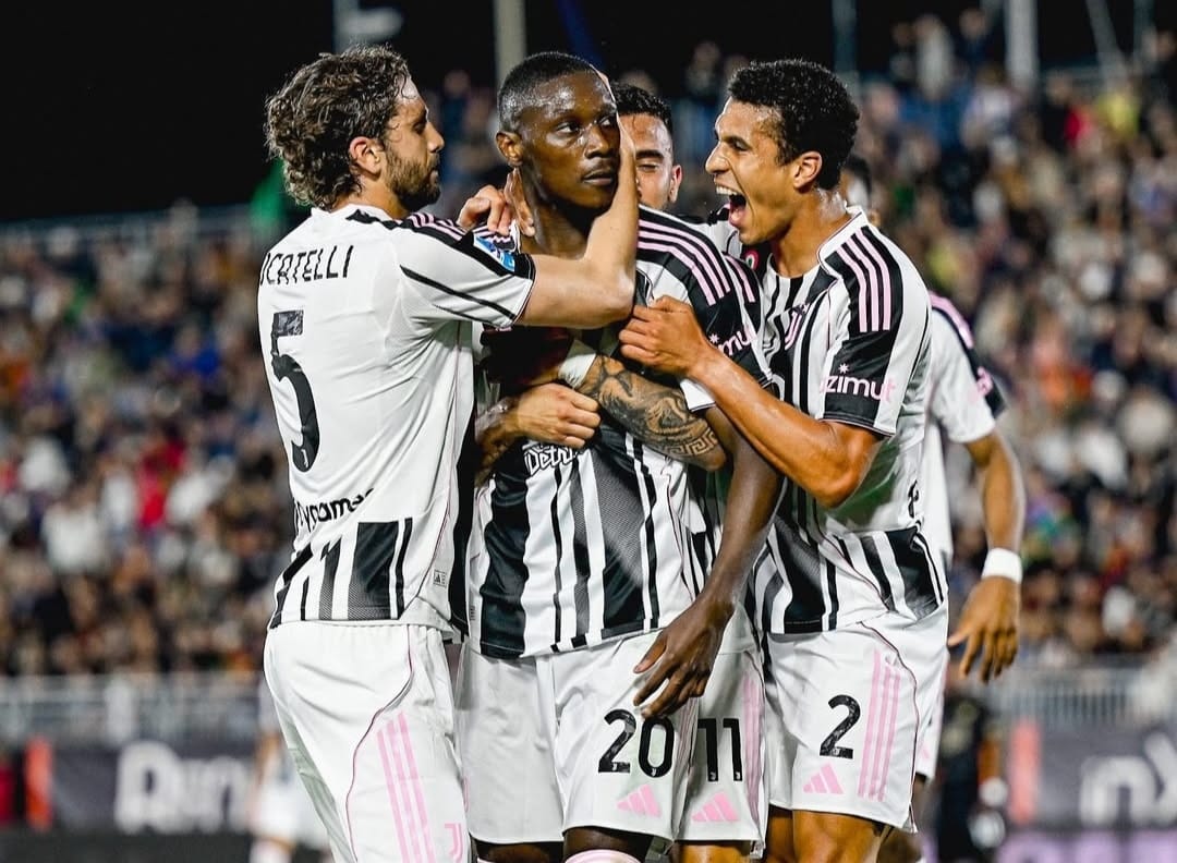 Selebrasi pemain Juventus rayakan gol yang dicetak Randal Kolo Muani atas Venezia