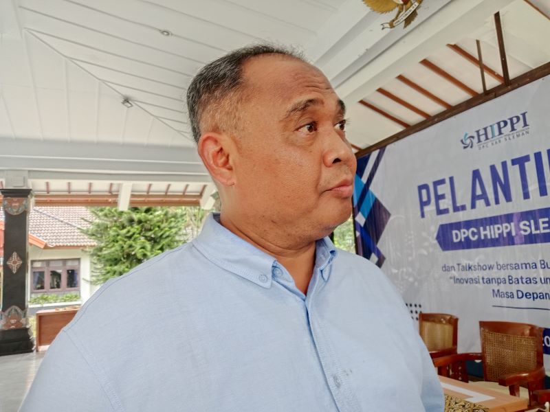 Bupati Sleman Harda Kiswaya