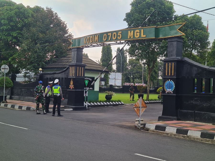 DAMAI ITU INDAH: Suasana Kodim 0705/Magelang usai audiensi dengan perwakilan anggota GPK Aliansi Tepi Barat,&nbsp;Senin&nbsp;(2/6/2025).