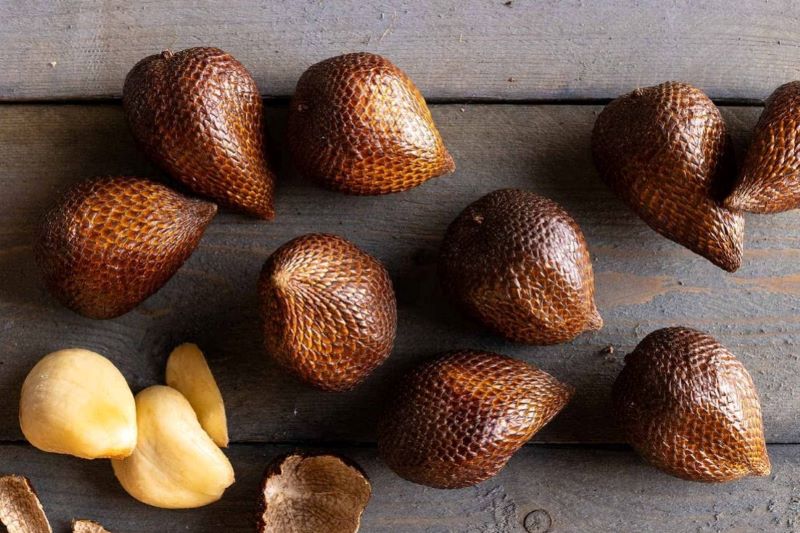 Buah salak.
