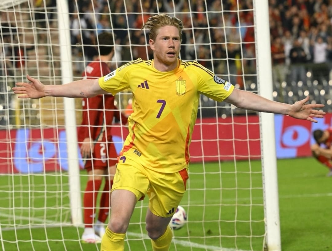 Selebrasi Kevin de Bruyne setelah mencetak gol kemenangan Belgia atas Wales