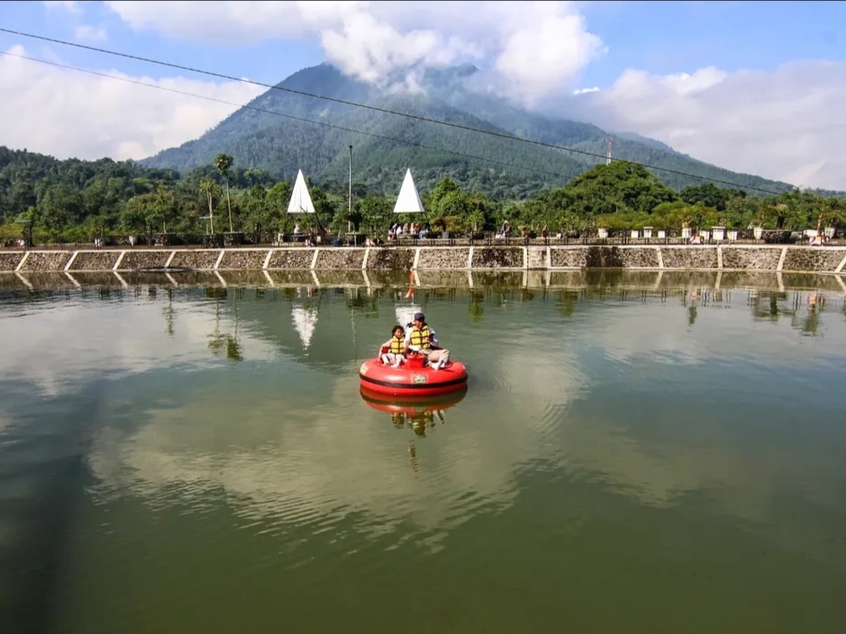 Pagergunung Rockland bisa menjadi alternatif wisata saat berkunjung ke Kabupaten Magelang.  &nbsp;