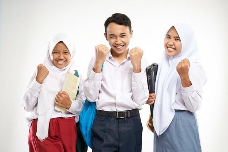 Ilustrasi siswa dan siswi Indonesia.