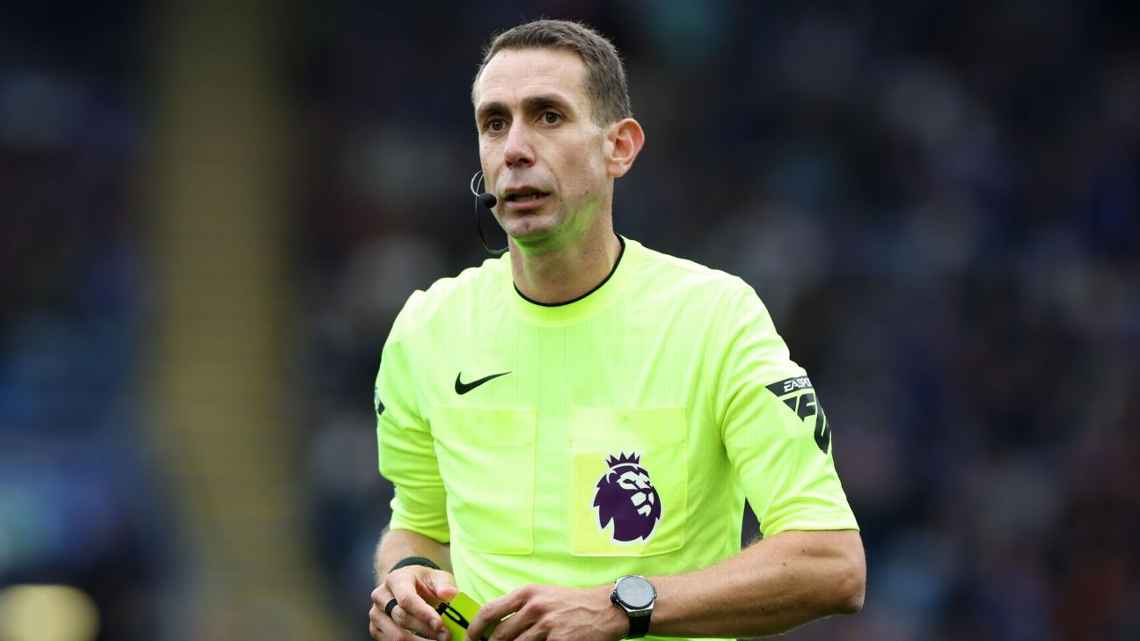 Mantan wasit Premier League, David Coote didakwa oleh FA