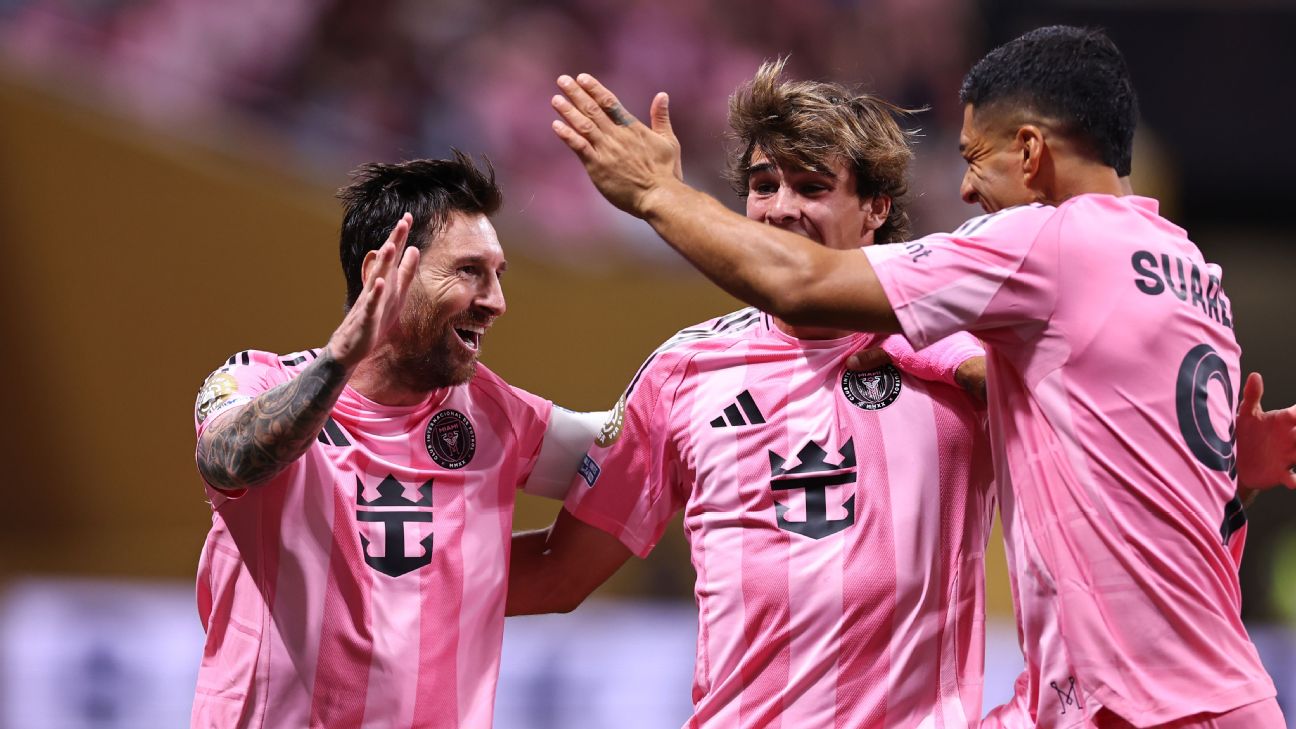 Pemain Inter Miami rayakan gol dari Lionel Messi dalam kemenangan 2-1 atas Porto di Piala Dunia Antarklub 2025