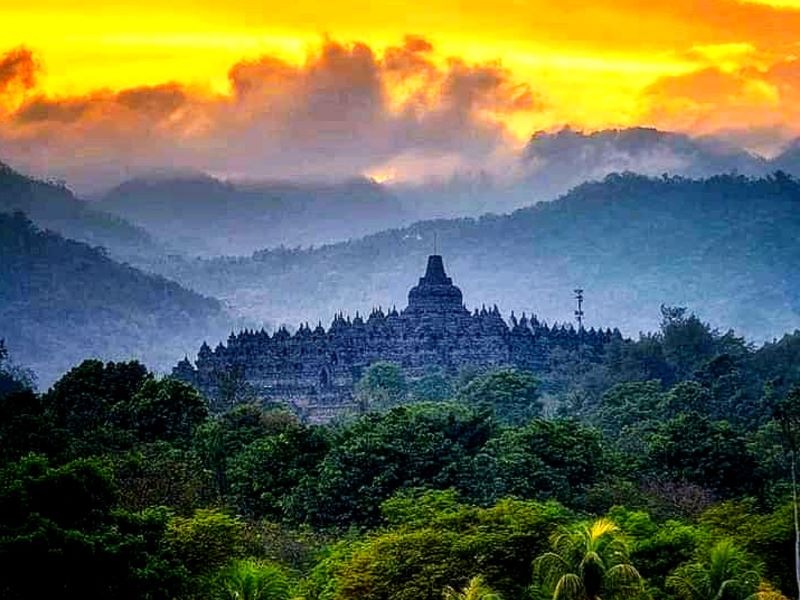 Candi Borobobudur, Kabupaten Magelang.
