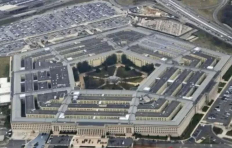 Amerika Serikat Tunda Pengiriman Senjata ke Ukraina Akibat Penipisan Stok Amunisi.