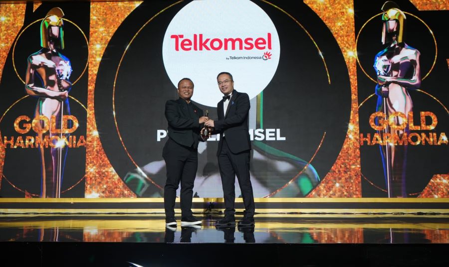 Penghargaan HR Asia 2025: Penghargaan Tech Empowerment Award 2025 mengakui keberhasilan Telkomsel meningkatkan pengalaman karyawan melalui aplikasi MOANA, yang mengintegrasikan seluruh layanan