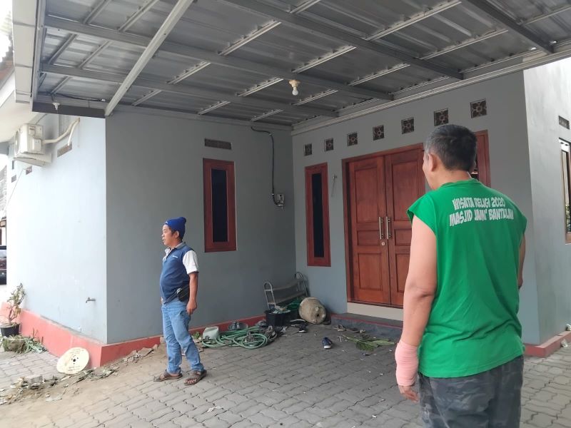 Kondisi rumah Takbirdha Tsalasiwi Wartyana di Bantulan, Sidoarum, Godean, Sleman, Sabtu (5/7/2025) siang.