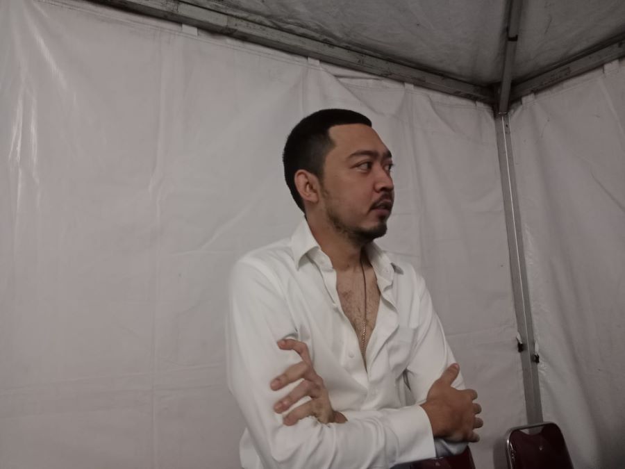 Pamungkas saat diwawancarai oleh awak media