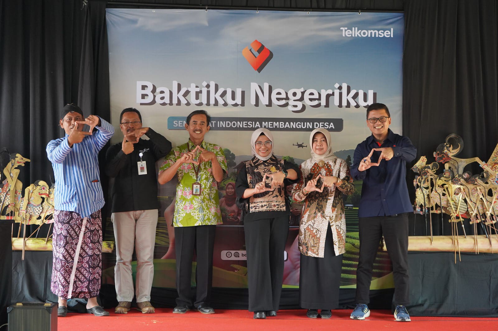 Gelaran Baktiku Negeriku 2025 menjadi langkah konkret Telkomsel dalam menjadikan desa lebih mandiri dan berdaya saing melalui digitalisasi, dengan menghadirkan serangkaian aktivitas dan program.