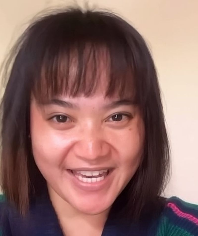 Foto wanita yang mengolok-olok warga Yogyakarta