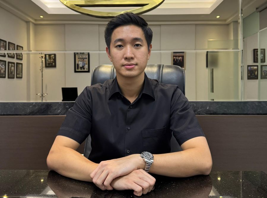 Tim kuasa hukum Jawa Pos, Daniel Julian Tangkau