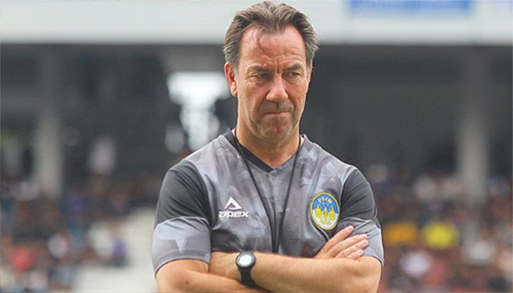 Pelatih Kepala PSIM Jogja Jean-Paul van Gastel
