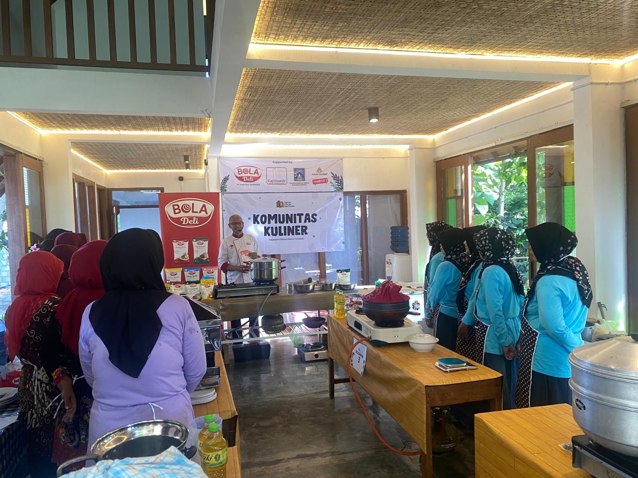 Merayakan Setahun Perjalanan Literasi Berbasis Komunitas: Literasi Tak Hanya soal Membaca Buku