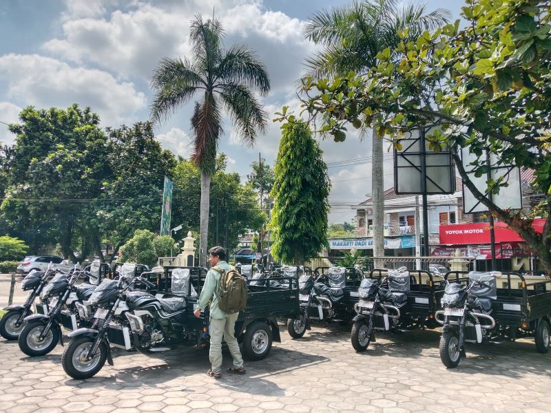 SIAP DISALURKAN: Bantuan alsintan yang akan diserahkan Pemkab Sleman.