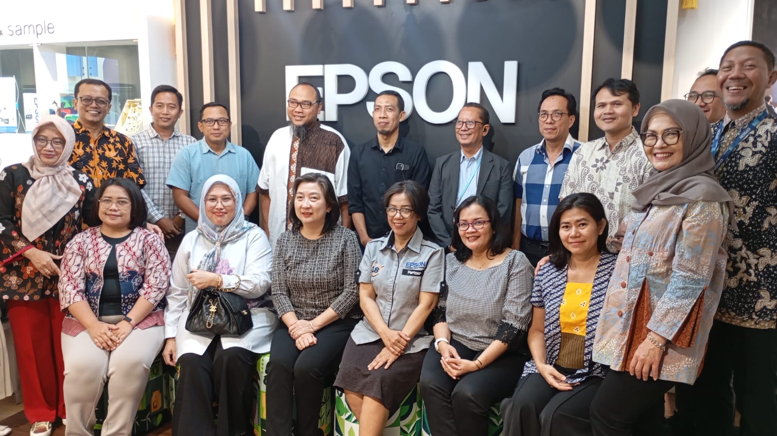 Epson Indonesia meluncurkan Epson Solution Center di Yap Square Jogja, Kamis (24/7/2025).