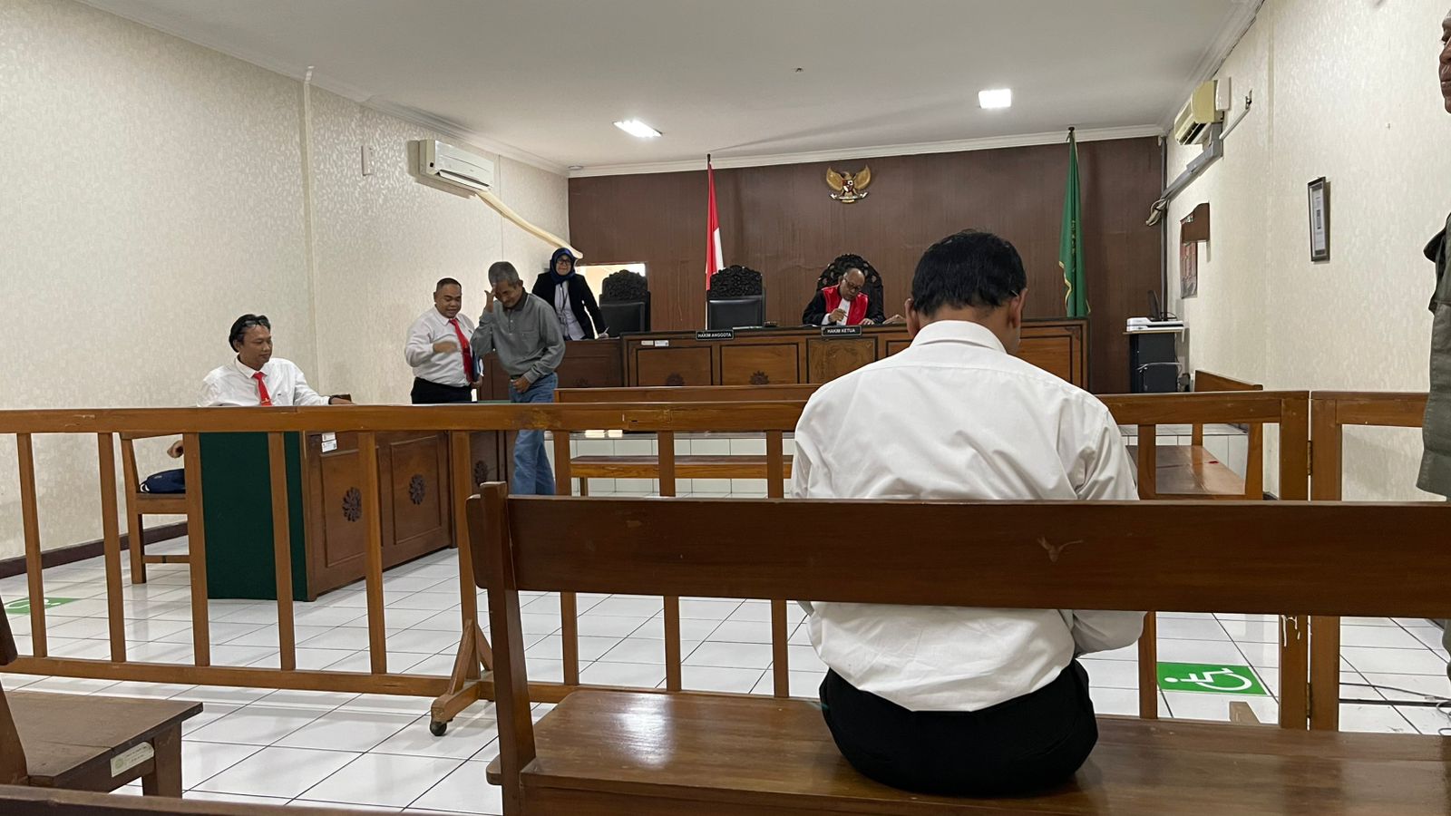Juru parkir liar berinisial JS saar disidangkan di Pengadilan Negeri Yogyakarta pada Senin (28/7/2025).