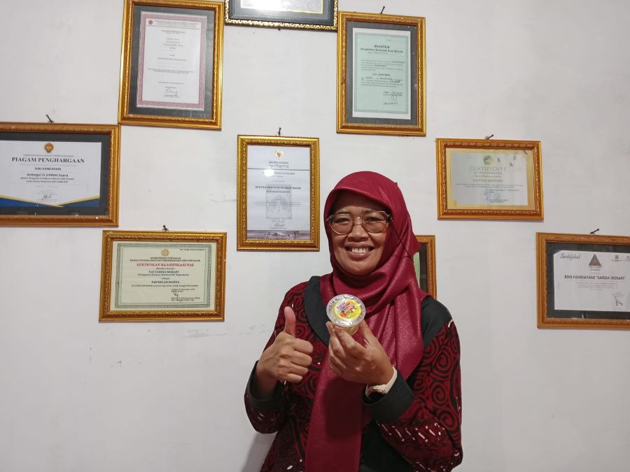 Pemilik Sarisa Merapi Rini Handayani