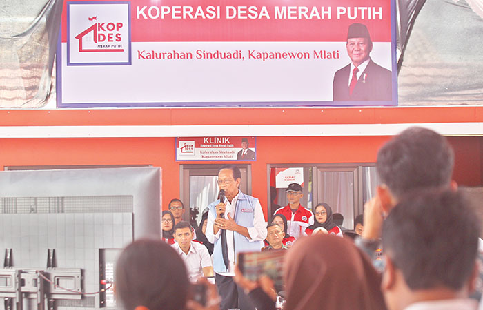Gubernur Daerah Istimewa Yogyakarta (DIY) Hamengku Buwono X (HB X).